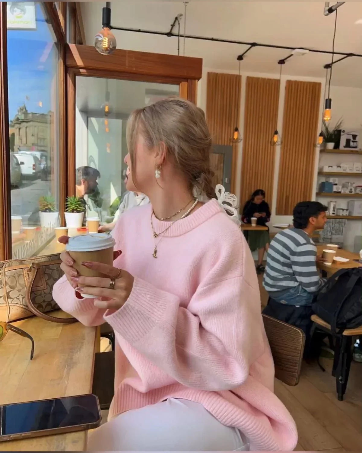 OVERSIZED PINK SWEATER