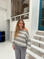 ANNA OLYMPIA SWEATER