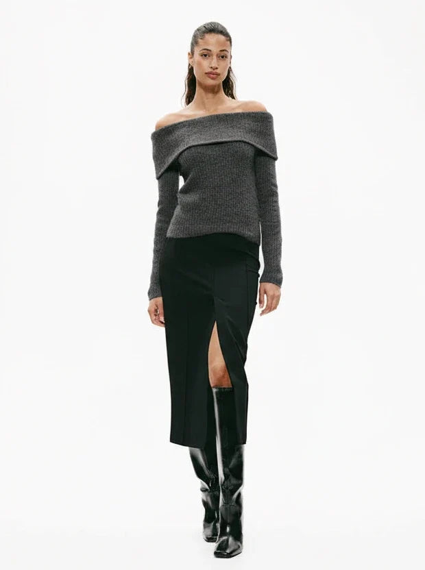 OFF-THE-SHOULDER SWEATER