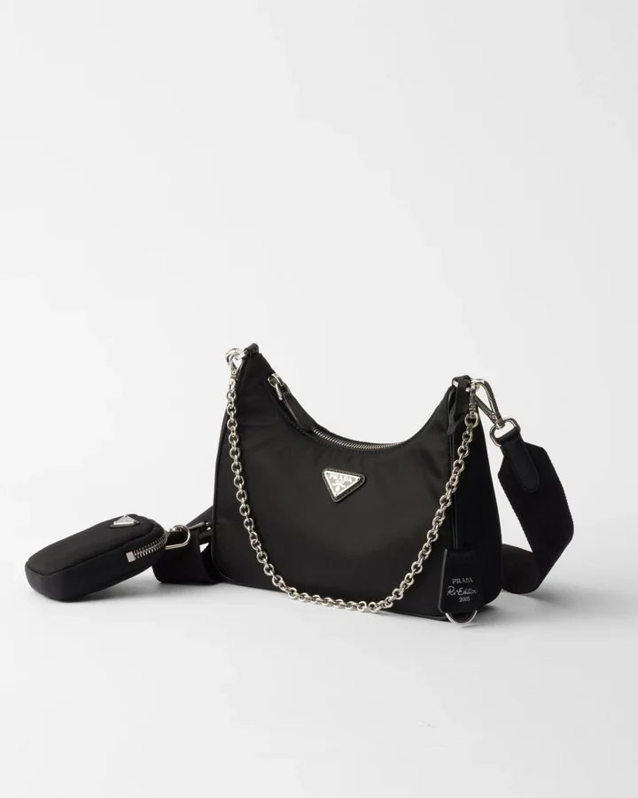 RE-EDITION SHOULDER BAG