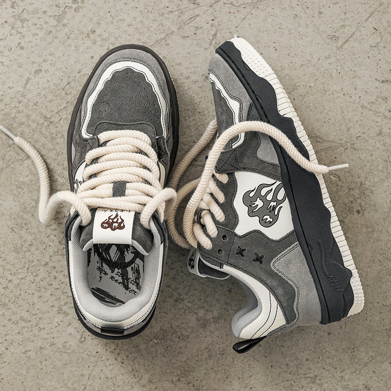 DARK CREAMED SNEAKER